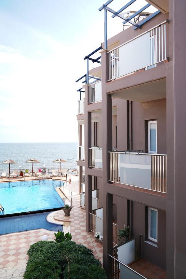 Cozy Corner Vs Beachfront ستالوس المظهر الخارجي الصورة
